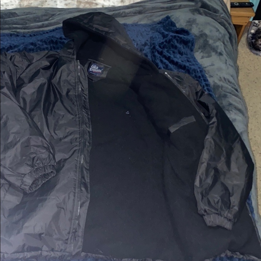 Cold Storage winter rain jacket❄️💧 - Picture 4 of 5